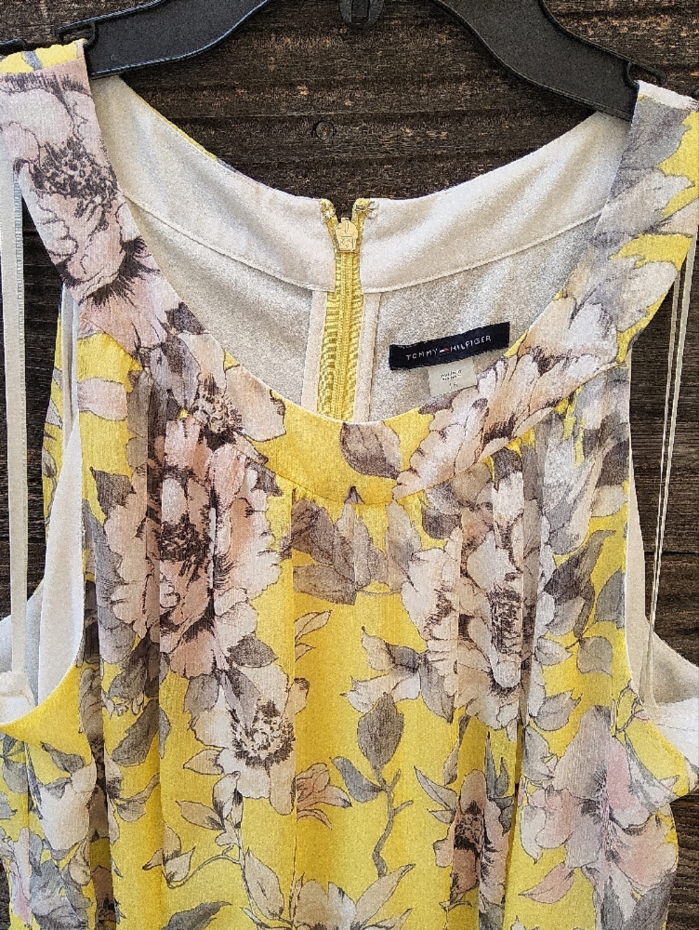 Tommy Hilfiger Yellow Floral Maxi Dress with Pink and Gray Blooms Size 16 - Picture 5 of 11